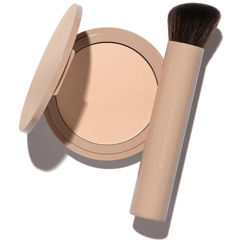 No Makeup Makeup 4-in-1 Foundation with Brush