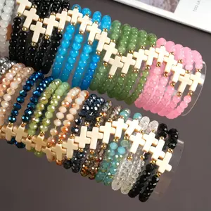 A Set of 20 Or 40pcs of Distinctive And Resin Cross Bracelets, Designed for Vacation Style. These Elastic Bracelets Are Perfect for Everyday Wear And Gifting, Making Them an Ideal Choice for Christmas