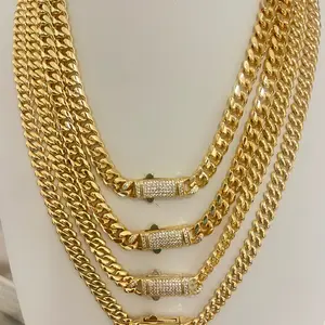 18k Gold Plated Necklace & Bracelet Set