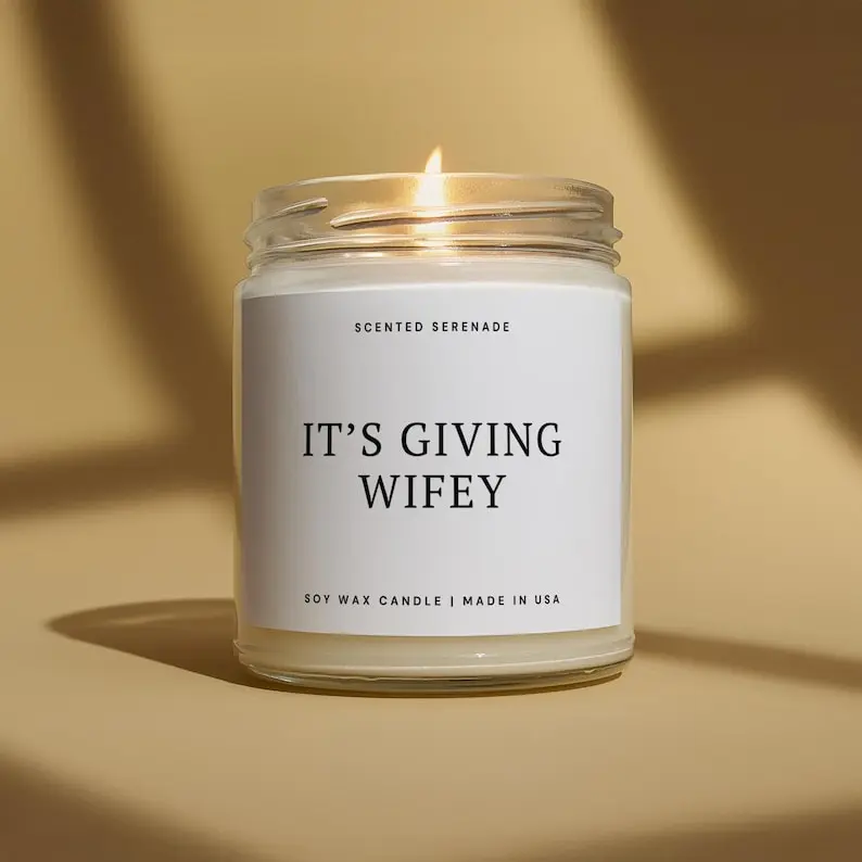 It's Giving Wifey Candle, Bride to Be Gift, Future Mrs Gift, Wedding Gift, Bridal Shower, Engagement Gift, Newlywed Gifts, Gift for Fiancée