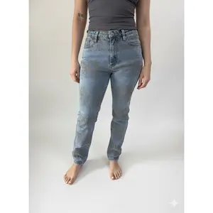 Mid Rise Slim Fit Ankle Jeans in Muddy Blue