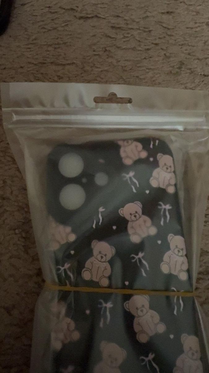 Item: Multi-color, iPhone 16