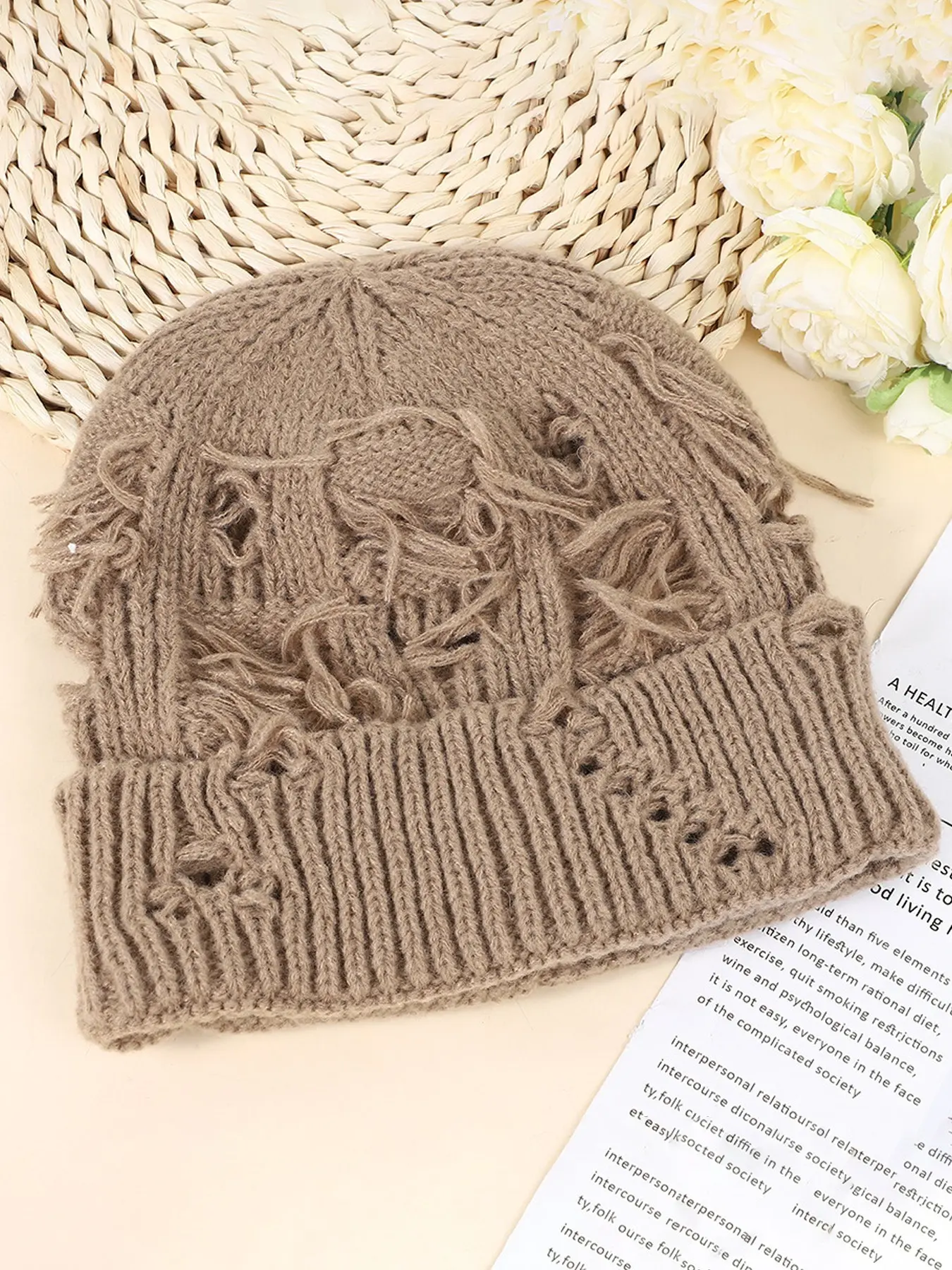 Unisex Ultra-Soft Distressed Knit Beanie Hat, Grunge Ripped Frayed Winter Skull Cap, Cozy Warm Slouchy Streetwear Knitted Hat for Men & Women