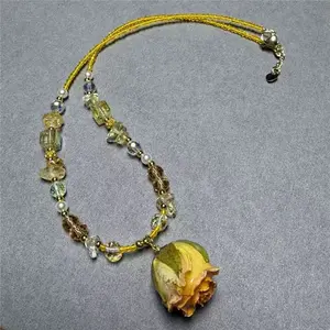 LisiZen 2026 New Year Rose Necklace, Real Flower Epoxy Resin, Live Stream Hot Sale, Natural Strawberry Crystal and Rose Quartz Gravel Necklace DZXL4391