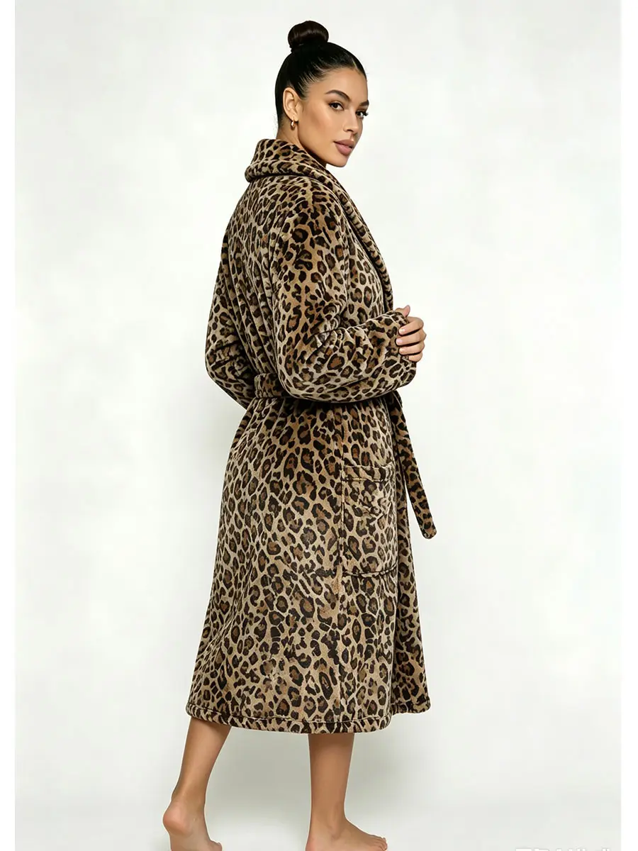 Women's Animal Print Flannel Bathrobe - 1 Size, Fits Lady, Long Sleeve Soft Skin-Friendly Plush Garment, Shawl Collar, Warm SPA Loungewear, Breathable Cozy Dressing Gown, Casual, Loose, Comfortable, Chic