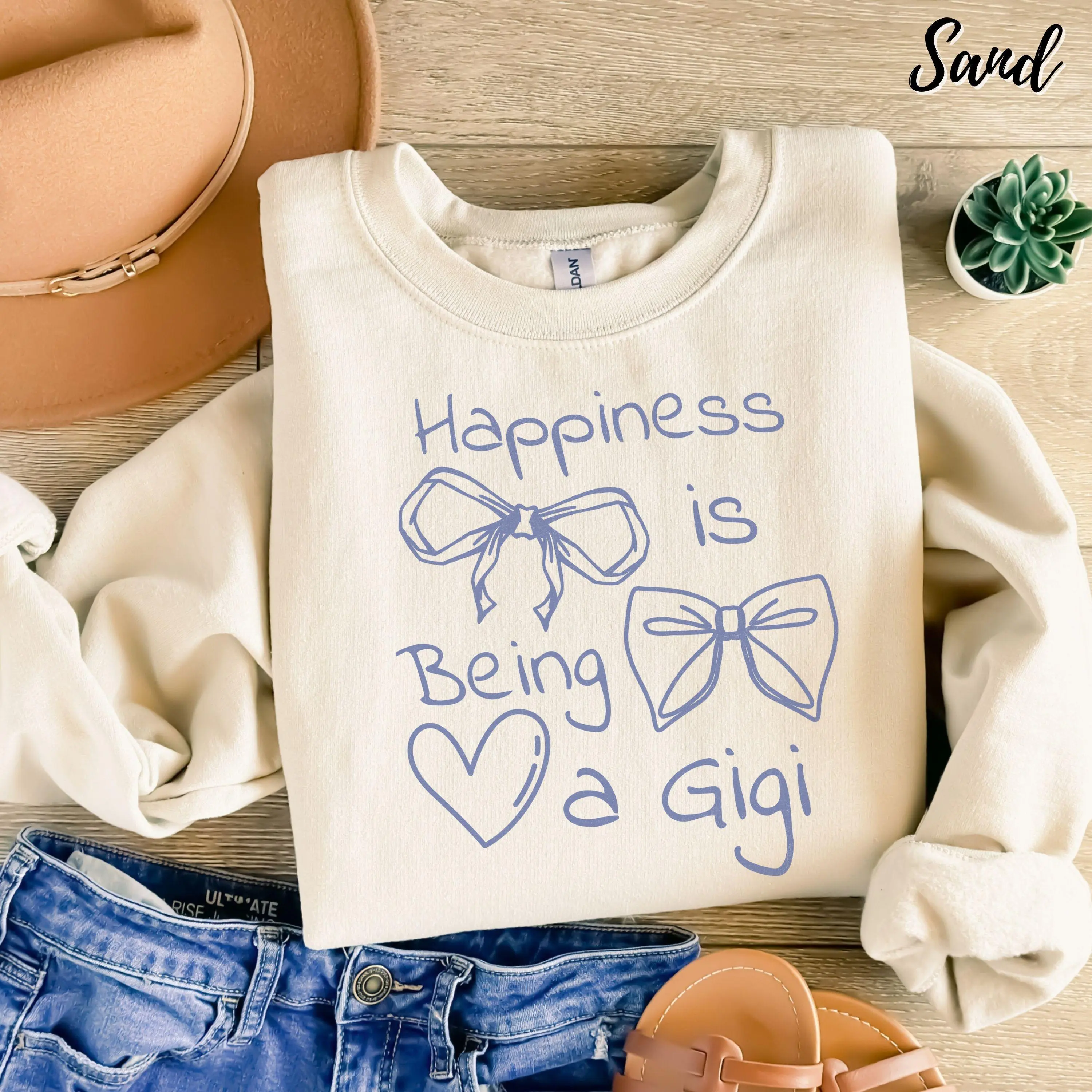 Grandma Gigi short-sleeved T-SHIRT / Sweatshirt , New Grammie Pregnancy Announcement Gift