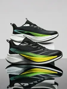 Unisex Fashion Shock-Absorbing Outdoor Running Shoes, Lightweight Breathable Anti-Slip Carbon Board Sports Sneakers, 10 Colors, Sizes 35-45