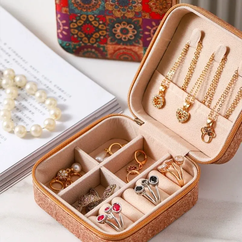 Mini Retro Travel Leather Jewelry Box, Portable Ring Organizer, Multi-Functional Small Jewelry Sorter, Travel Jewelry Packaging Box