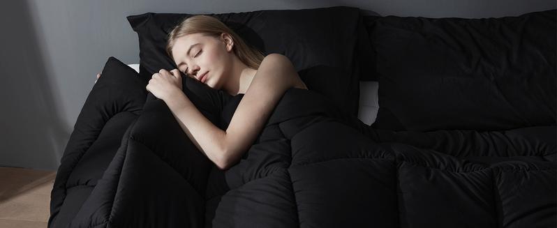 DOWNCOOL 3 PCS All Season Comforter Set(2pcs for Twin) - Soft Bed Set-Down Alternative Comforter with pillowcase, High Quality Quilting Design Box Stitching Technology DOWNCOOL 3 PCS All Season Comforter Set(2pcs for Twin) - Soft Bed Set-Down Alternative Comforter with pillowcase, High Quality Quilting Design Box Stitching Technology