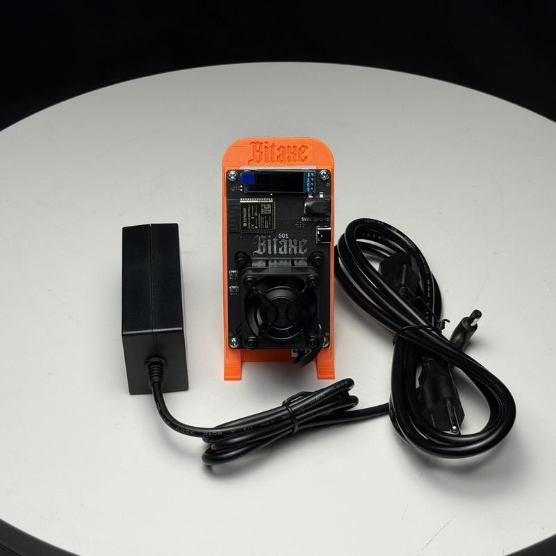 Ready Stock Bitaxe Gamma 601 1.2TH/s 18W Open-Source Bitcoin Miner with Power Supply for Solo Bitcoin Mining