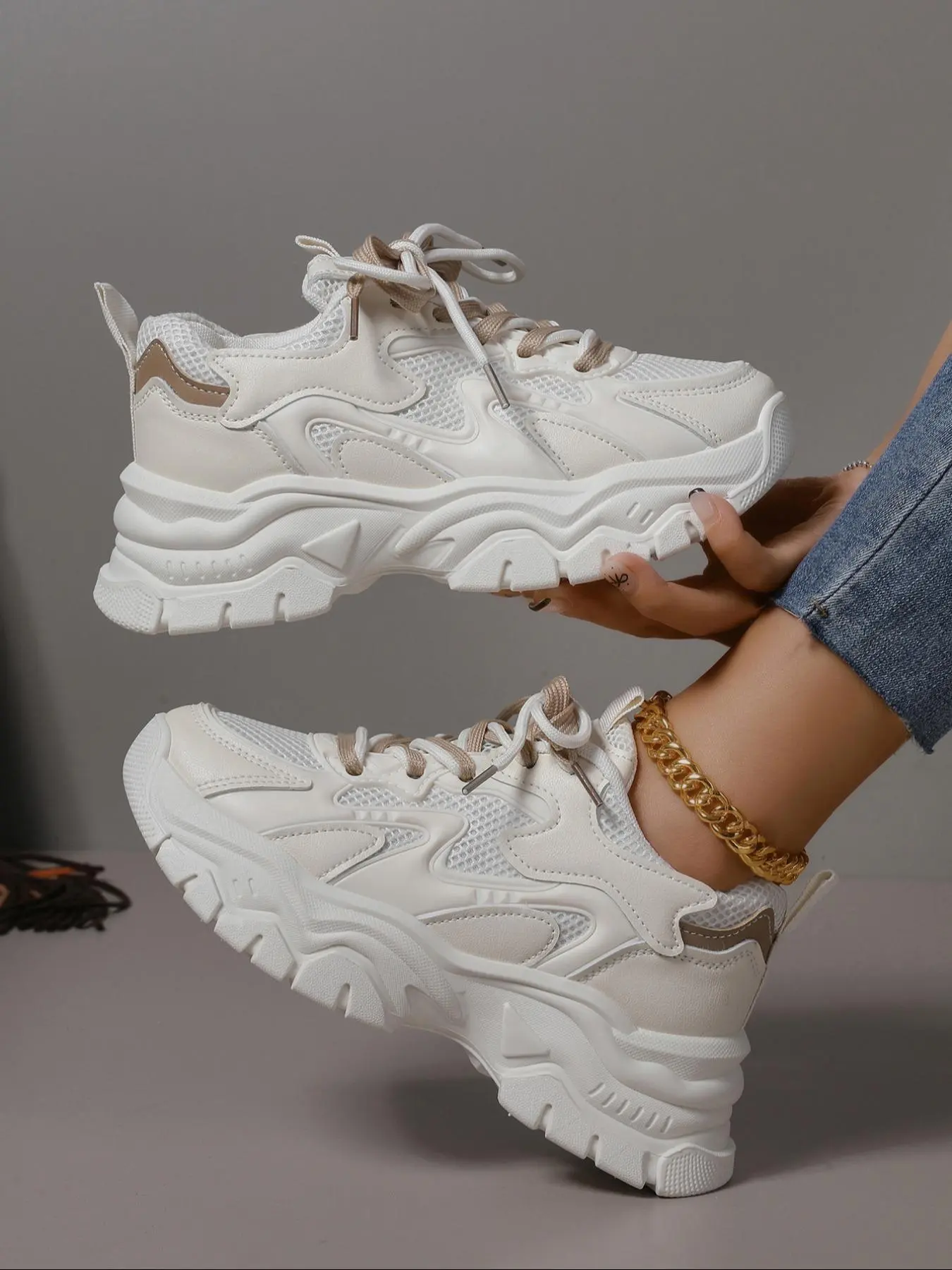 Women's Lace Up Platform Sneakers, Mesh Casual Sneakers, Footwear Sneakers, Casual Comfortable Sports Shoes for Daily Wear, Casual Walking Sneakers, Lightweight Sneakers, Trendy Walking Sneaker, Fashion Sneakers