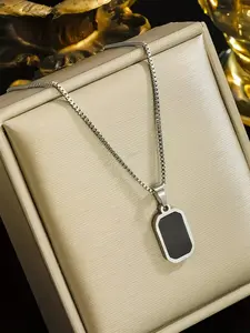Elegant 18k Gold Plated Stainless Steel Rectangular Pendant Necklace, Perfect for Women's Daily and Vacation Accessories, Valentine's Day Gift