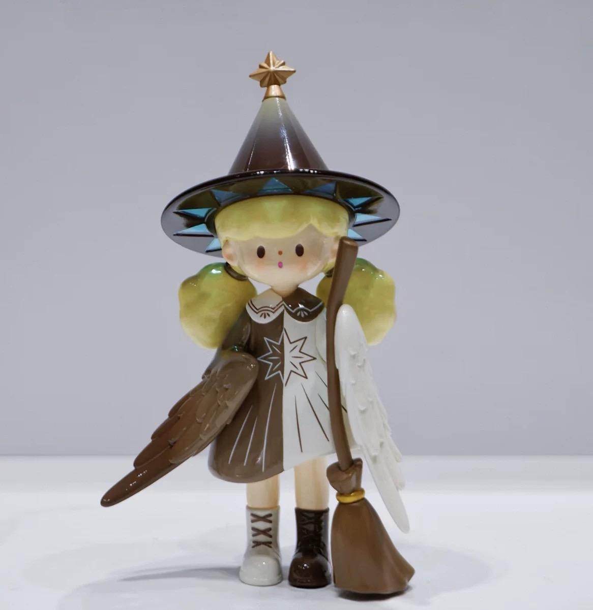 Molinta-Chasing Light Series-Figure dreamy light-chasing fairies! Each one is chasing the glow with stunning details, and the hidden style is super rare～ Unboxing instantly brings full healing vibes