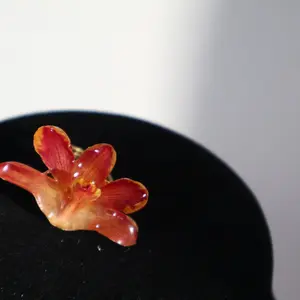 Meridana - anillo de orquídea natural