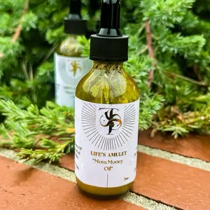 Life's Amulet Moss Money Oil - Body Care to Attract Money with Incantation & Instructions for Healthy Money Relationships