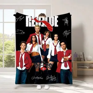 Cobija Estilo Colegio Rebelde – Diseño Juvenil con Uniformes Rojos rbd