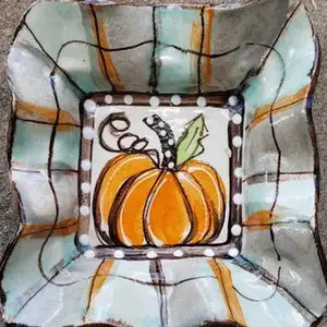 Condiment Ruffle Bowl