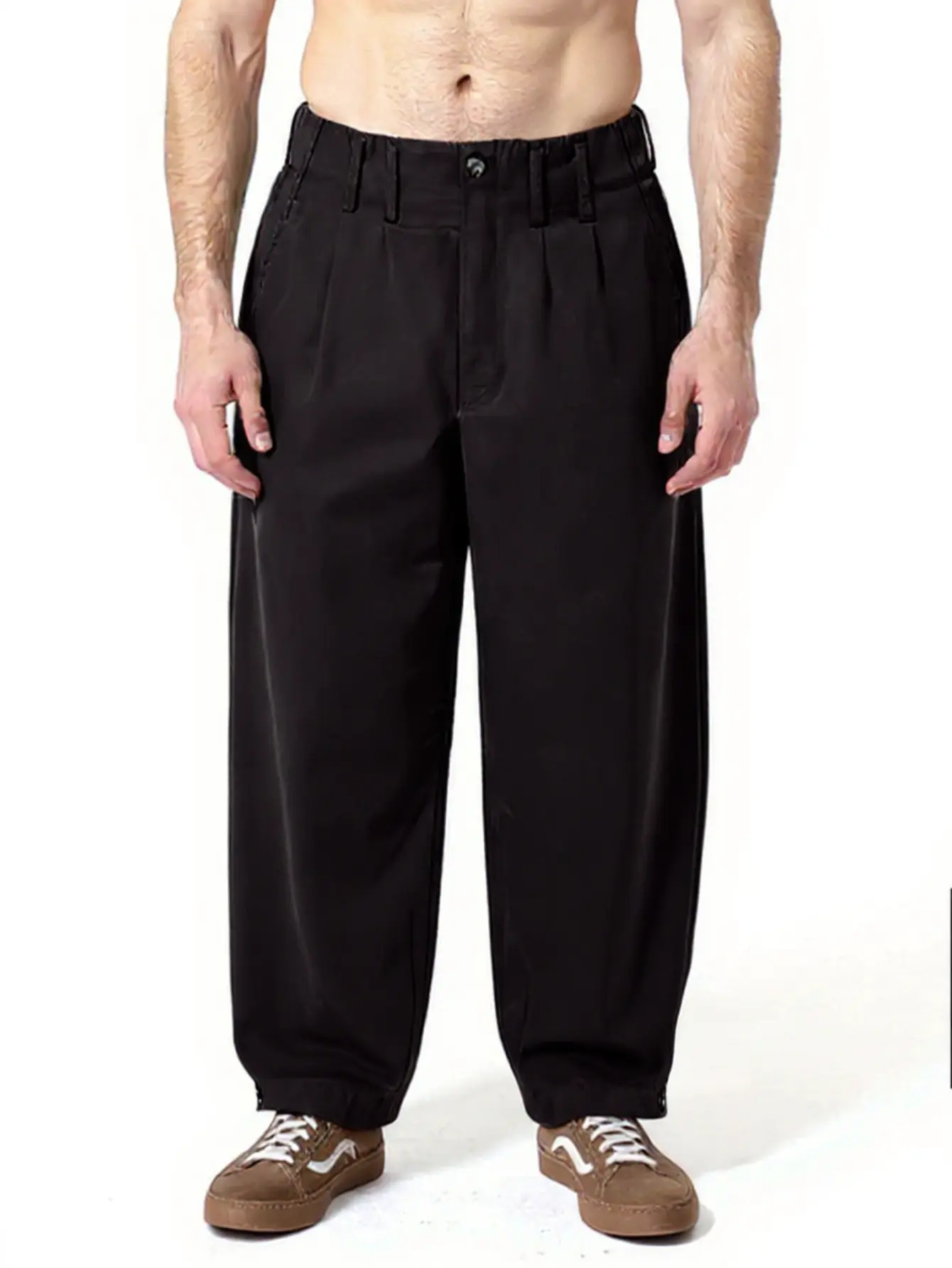 Men's Japanese-style cargo wide-leg pants with double pleats, elastic waistband at the back, casual long pants with cuffed ankles