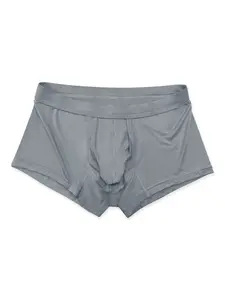 1-pair men's sexy and fashionable sports straight-leg underwear. Made of breathable and comfortable high-stretch spandex material. With soft and quick-drying independent pocket and elephant nose design. Suitable for daily and casual wear. Specifically des