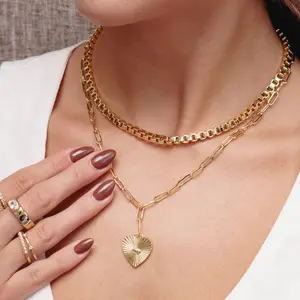 EVRY JEWELS Women's Gleam Necklace