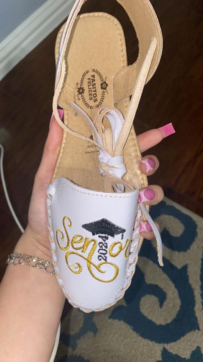 Item: IN STOCK women's 7 (24 cm)