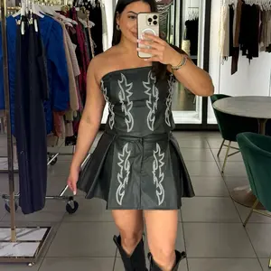 Kyra western set