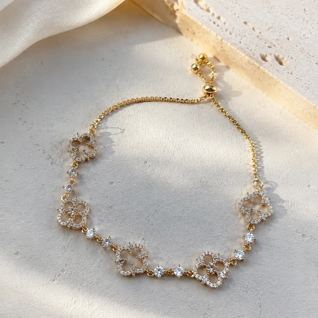 Gold-Tone 6A Cubic Zirconia Clover Bracelet, Crystal-Clear Glow, Romantic Gift Style