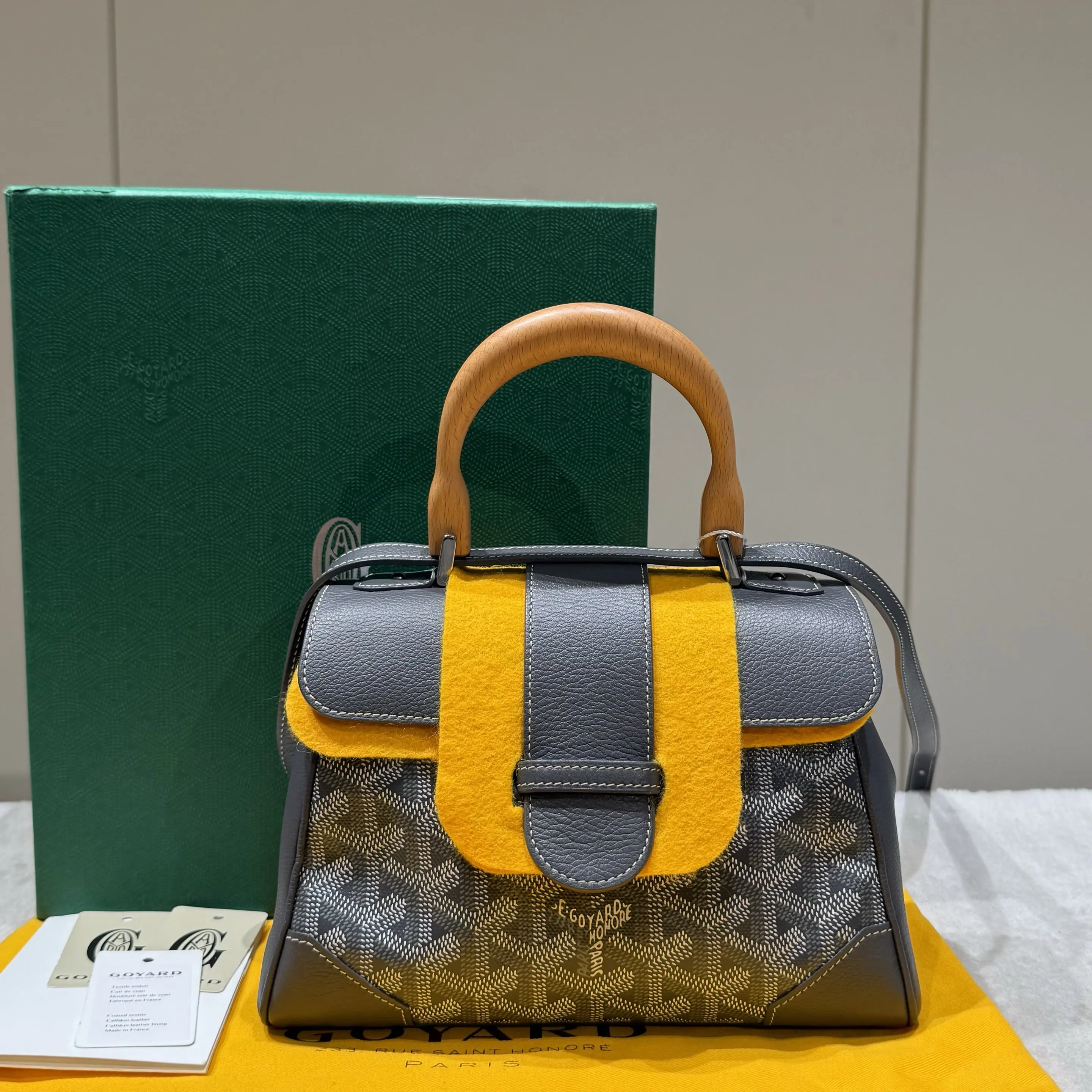 Pre-owned Goyard canvas Crossbody Bags Grey Monogram Saigon Mini Crossbody Bag 45014764 SH