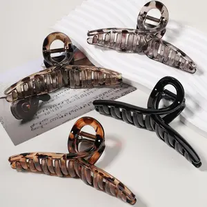 4pcs autumn and winter elegant retro style big hairpin-plastic material, glossy surface, chic one-word design, very suitable for fashionable bun, cute and simple, suitable for daily leisure collocation in season