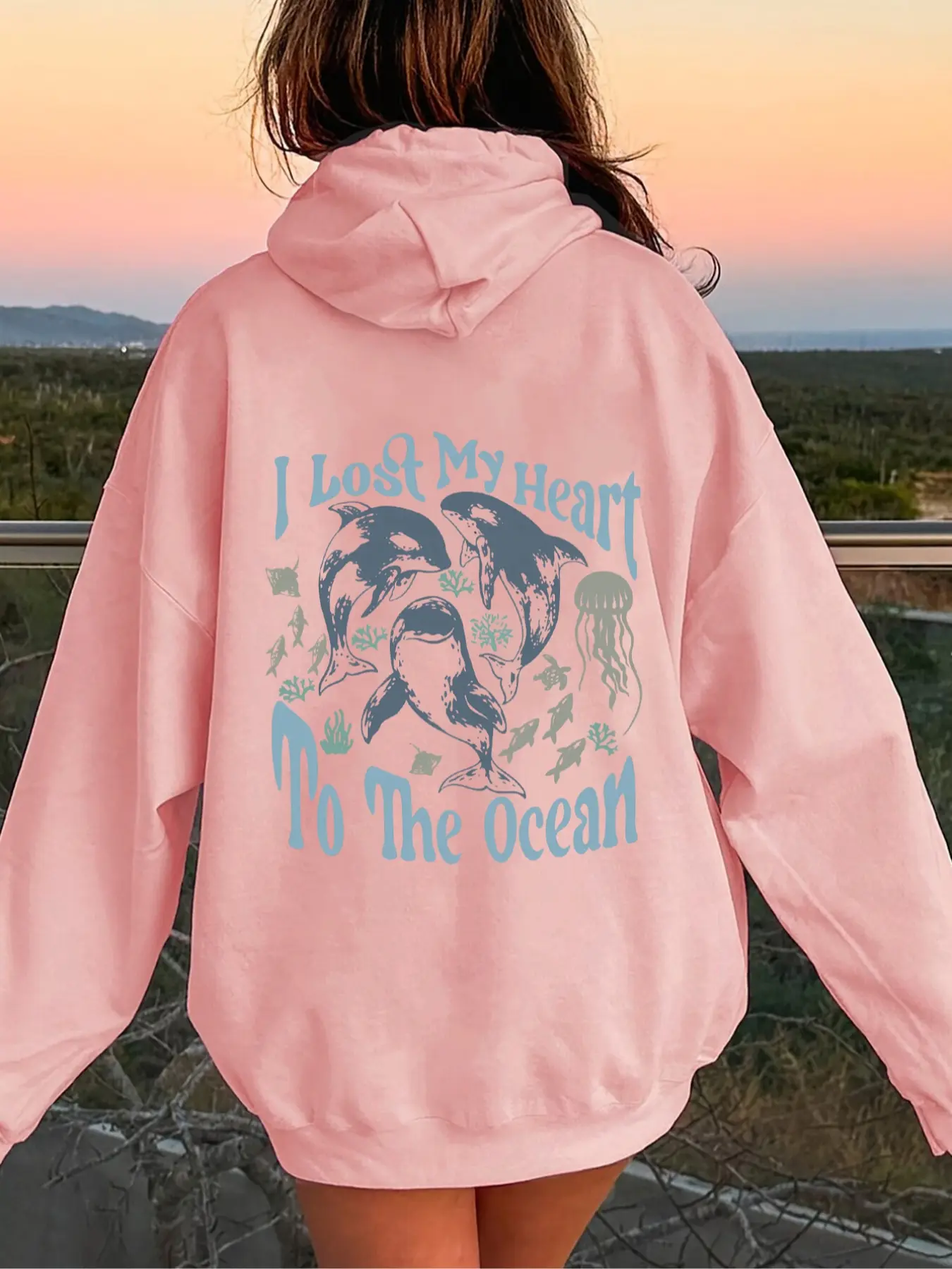 Chic Women's Dolphin Print Hoodie with Drawstring Detail & Pocket, Casual Long Sleeve Pullover, Fall Winter Wear