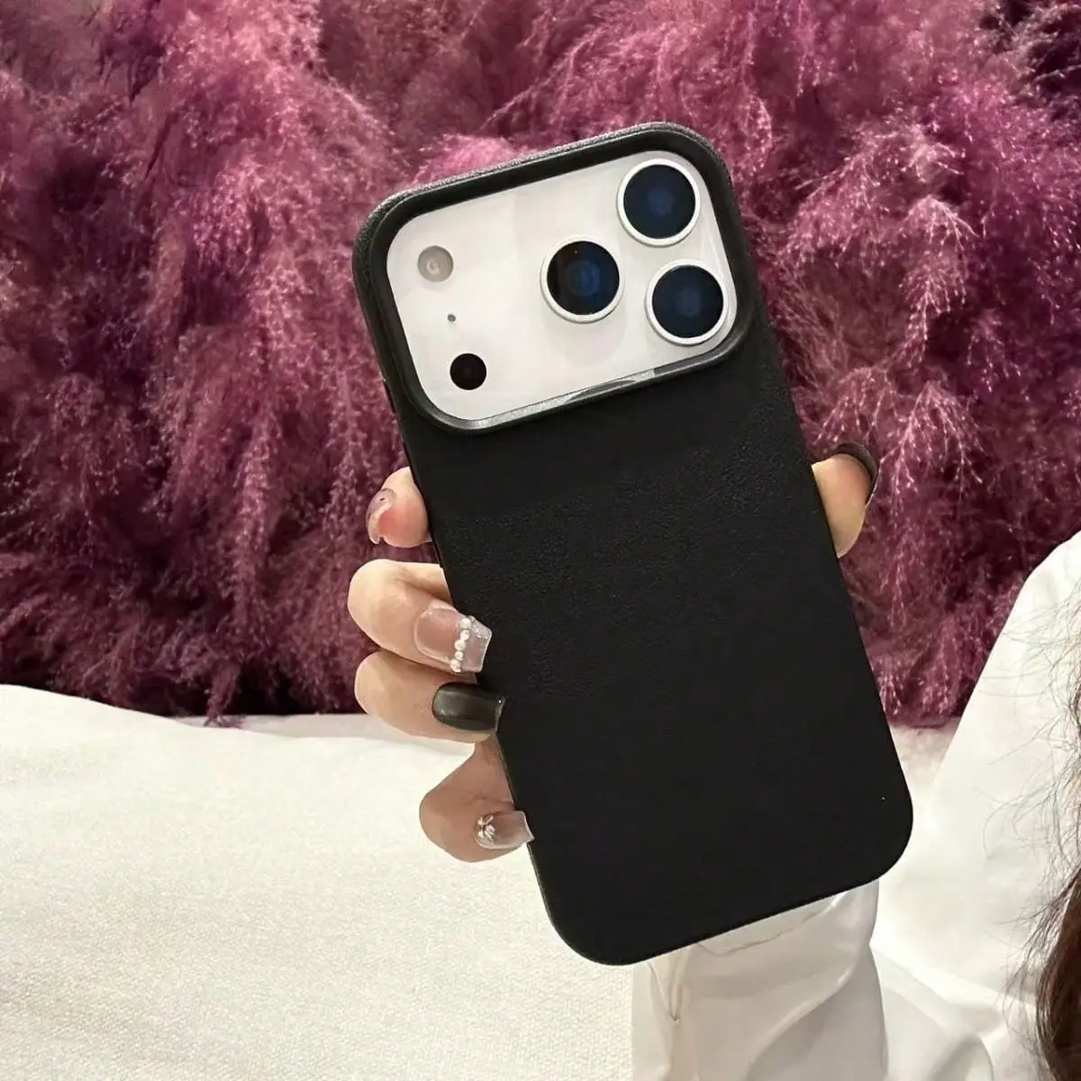 Compatible with iPhone 17 Pro Max/iPhone 17 16 15 14 13 12 11 Pro Max Simple large-hole TPU soft phone case.