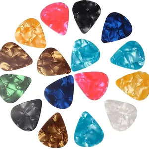 1Set 5PCS/10PCS/20PCS  Celluloid Guitar Picks 0.71mm Thicknesses, Universally Compatible with Bass, Electric and Acoustic Guitars with Heart-shaped Picks Holder Gift for Guitar Enthusiasts(Mixed Color) Guitar Learning Tools
