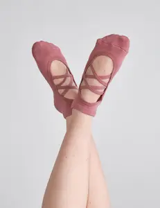 The Isla Grip Sock
