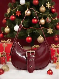 Christmas Fashion Women's Burgundy Shoulder Bag, Classic Casual Shoulder Bag, Vintage Simple Handbag, Crescent Moon Saddle Bag, Adjustable Strap, Oil Wax Leather