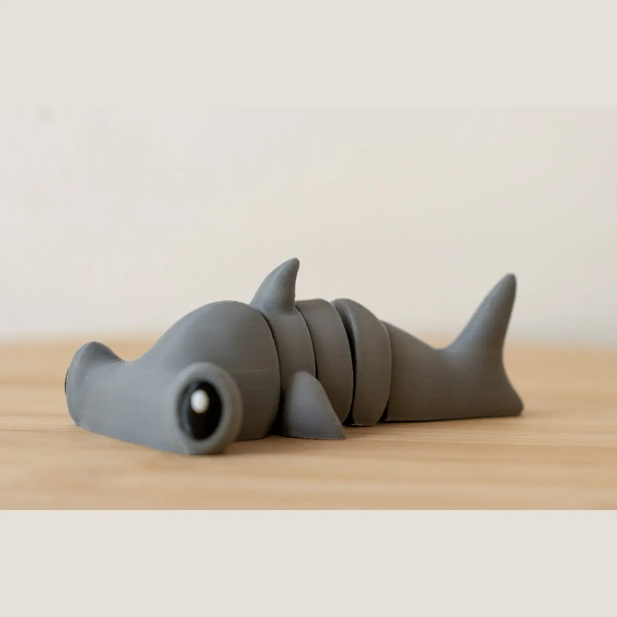 Hammerhead Shark Articulated Fidget Toy - 3D Printed Flexi Hammerhead - Ocean Sensory Desk Toy for Kids & Adults - Shark Lover Gift, No Assembly