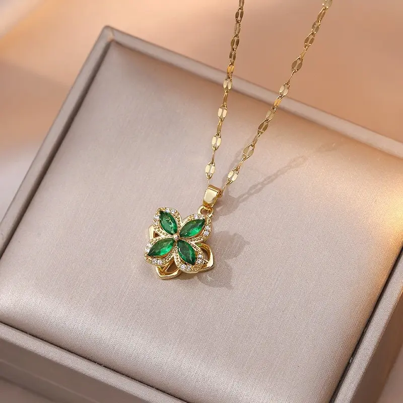 X0057 Green Necklace  2