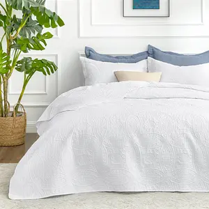 California King Size Bedding Set White Bedspreads - Cal King Summer Lightweight Bedspread Comforter - Coin Pattern Coverlet for All Season - 3 Pieces (1, 2 Pillow Shams)