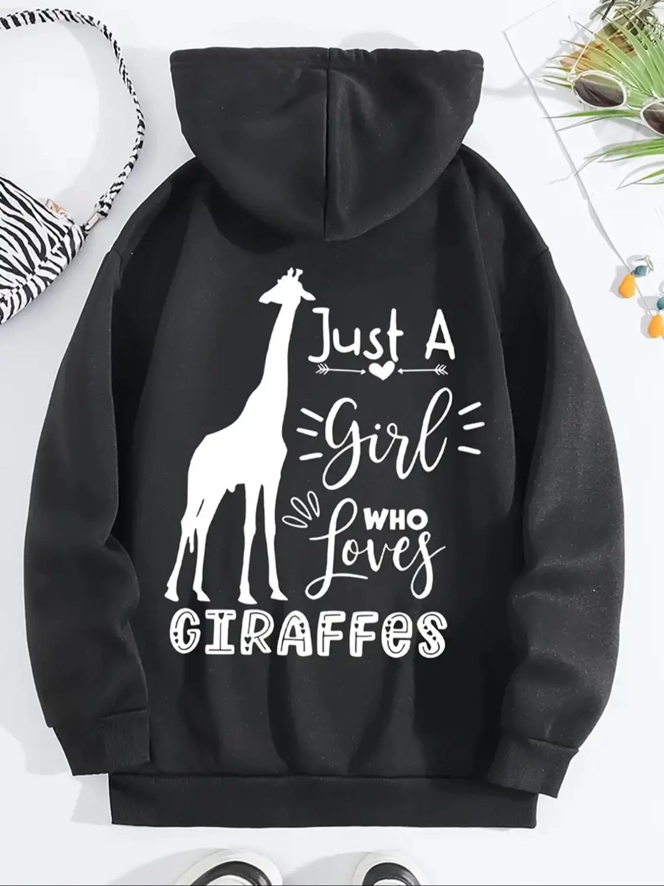 Women's Giraffe & Letter Print Drawstring Pocket Hoodie, 1 Count Casual Long Sleeve Hooded Sweatshirt for Daily Holiday Outdoor Wear, Ladies Clothes
