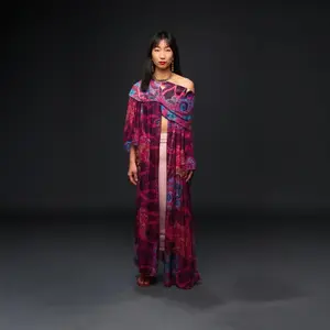 Prismed Aura Kaftan in Magenta