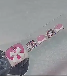Bling Pretty Pink Bling Floral French Tip with a Bow Press On Toe Nails Elegant Foot Care Classic Style Easy Application for Versatile Occasions