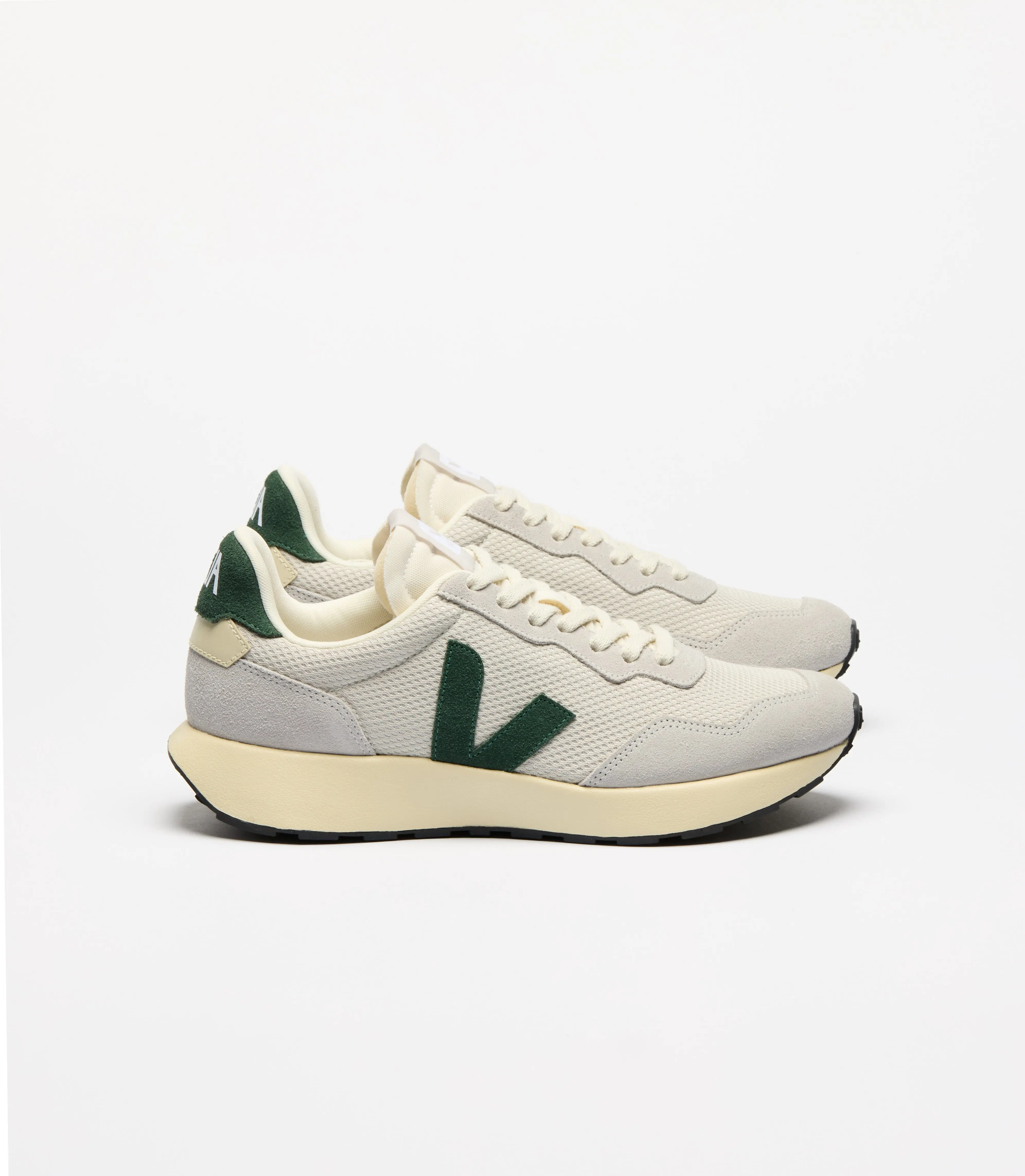 Women's Paulistana VEJA Sneaker