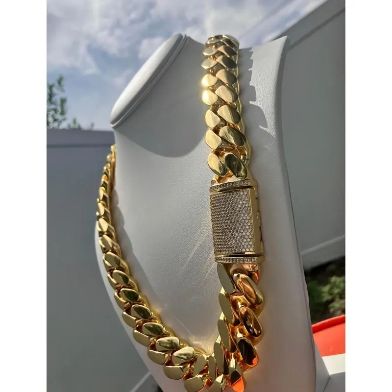 15MM HEAVY DUTY 18K GOLD CUBAN CHAIN 15MM HEAVY DUTY 18K GOLD CUBAN CHAIN