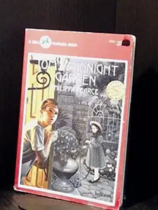 USED Book - TOM'S MIDNIGHT GARDEN (Yearling Classic) by A. Philippa Pearce (Paperback) - english