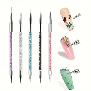 5 pieces of nail art double-head diamond-piercing drawing pens and paint brushes for dotting flowers and outlining lines. 5-piece dual-purpose nail art pen set. Common nail art tools for nail salons.