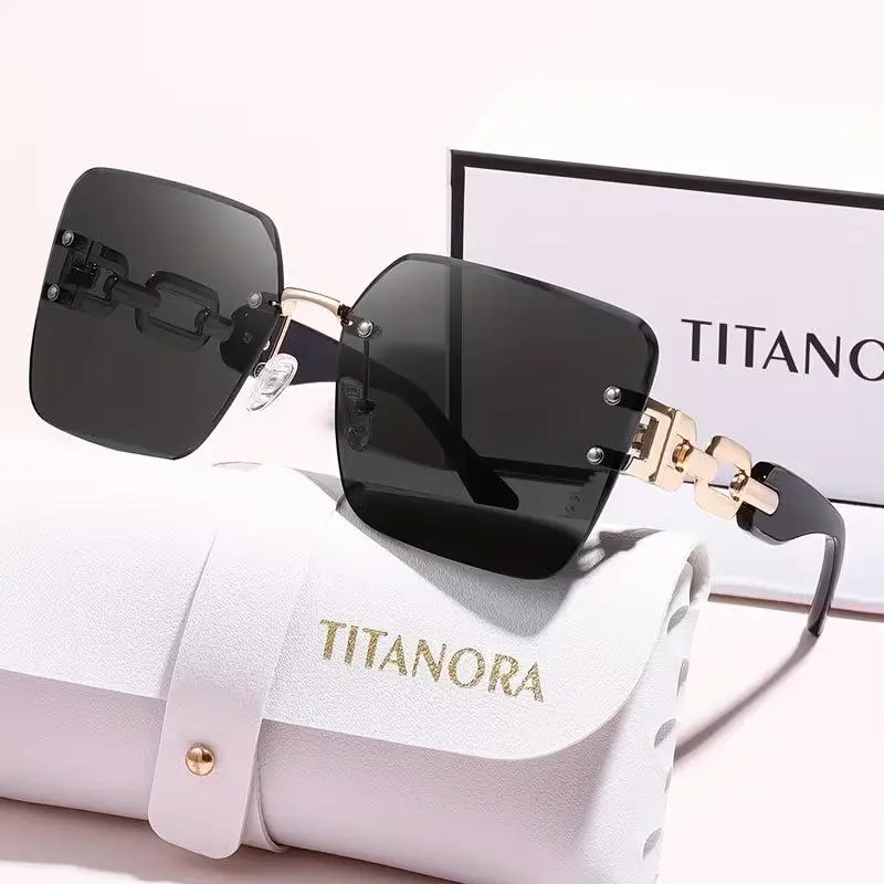 TITANORA 5-Frame Geometric Fashion Sunglasses, Stylish Eyewear Fashion Accessory