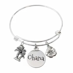 Ohana Family Hibiscus Flower Silver Expandable Charm Bracelet with Palm Tree & "Ohana" Charms Adjustable Bangle Gift for Family Reunions & Birthdays