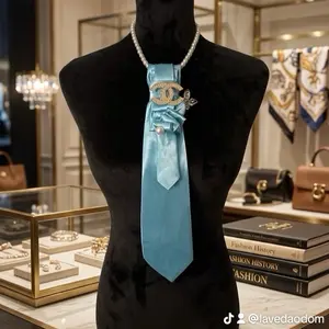 Aqua Pearl Dreams Necktie