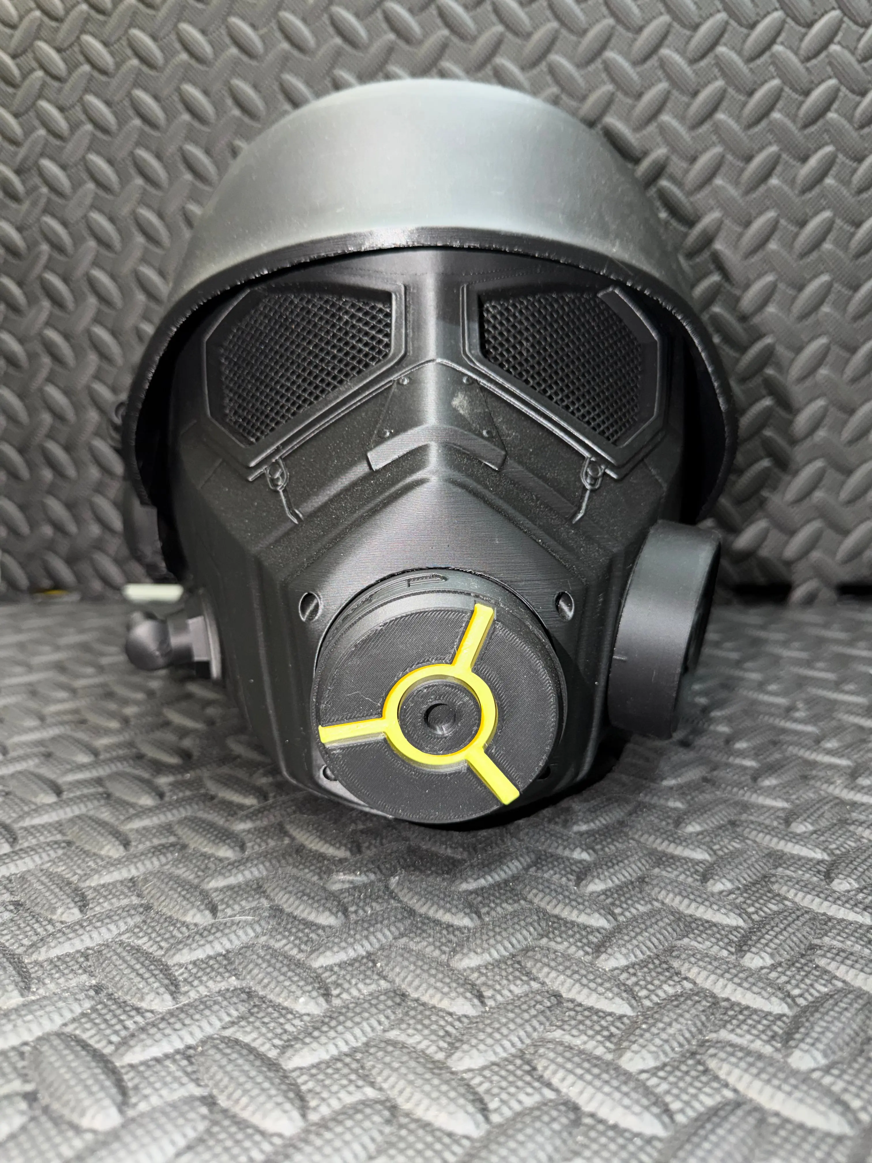 Mystery Makers Premium Cosplay Helmet Prop #1E - 3D Printed FDM Construction for Durability & Customization - Ideal for Conventions & Photoshoots - Unpainted Kit