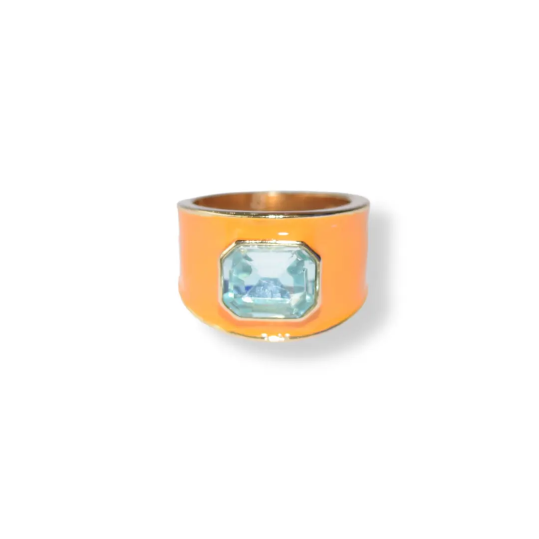 Simple and Elegant Flashy Ring for Any Occasion Simple and Elegant Flashy Ring for Any Occasion