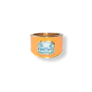 Simple and Elegant Flashy Ring for Any Occasion Simple and Elegant Flashy Ring for Any Occasion